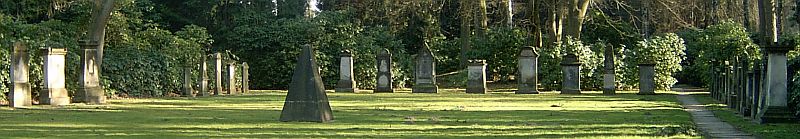 Steine der Totenladen auf dem Ohlsdorfer Friedhof